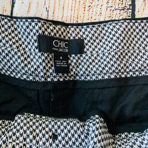 NWOT Jacob Chic Black Shorts size 4 - 15 1/2” waist D-15 - Picture 2 of 8